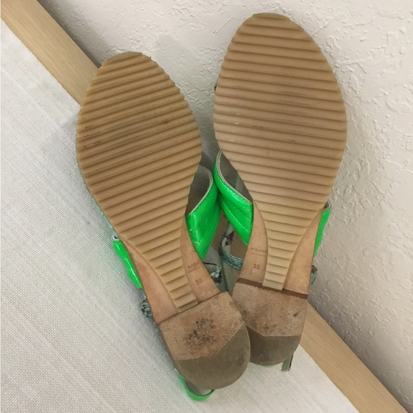 Matthew Williamson Green Embossed Sandals size 38 - Picture 9 of 9